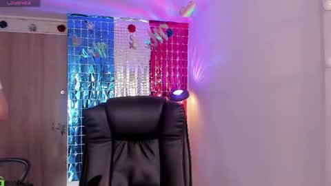 VIOLETAMIKE online show from 07-31-26, 09:14