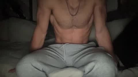 Snapshot of mikeyy2727 chatting on 03-01-26, 05:31 mikeyy2727 online show from 03-01-26, 05:31