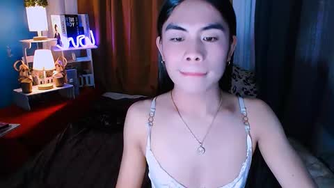 Snapshot of mikhayla_and_zeus_room chatting on 01-12-25, 12:55 Mikhayla and Zeus online show from 01-12-25, 12:55