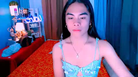 Snapshot of mikhayla_and_zeus_room chatting on 02-24-25, 03:55 Mikhayla and Zeus online show from 02-24-25, 03:55