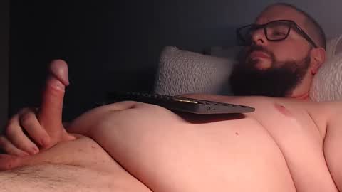 Snapshot of mikilin chatting on 10-17-25, 09:17 Miki online show from 10-17-25, 09:17