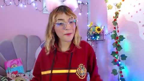 Snapshot of mikka_ela chatting on 02-01-26, 02:15 Mikka 3 online show from 02-01-26, 02:15