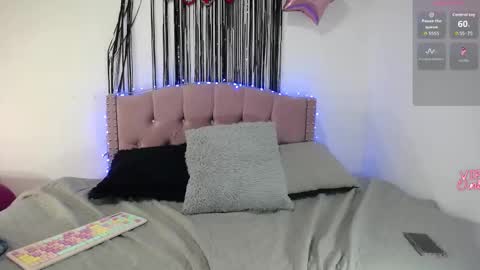 Snapshot of mikka_sweet chatting on 03-14-26, 07:19 Mikka Hill online show from 03-14-26, 07:19