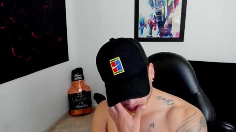 MIKKE online show from 10-04-25, 03:21