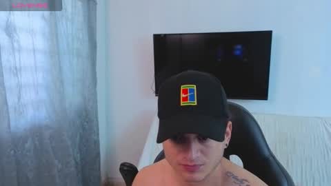 MIKKE online show from 12-15-25, 01:48