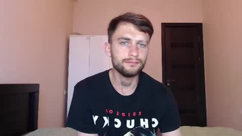 Snapshot of mikw63 chatting on 06-22-26, 05:59 Sin online show from 06-22-26, 05:59