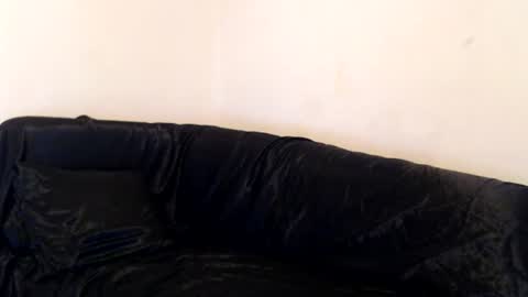 Snapshot of mikyzazo chatting on 06-22-26, 08:22 Miky Zazo online show from 06-22-26, 08:22