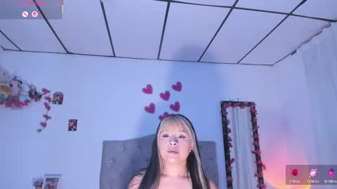 Snapshot of mila_1wood chatting on 09-14-25, 12:32 mila_1wood online show from 09-14-25, 12:32