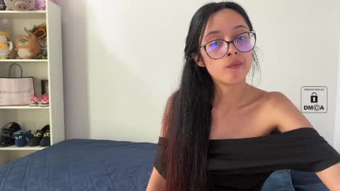 Mila and albert online show from 05-14-26, 08:04