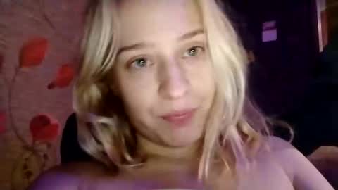 Mila 420 online show from 12-17-25, 07:53