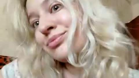 Mila 420 online show from 07-18-26, 05:33