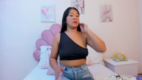 mila_adamss online show from 07-01-26, 11:12