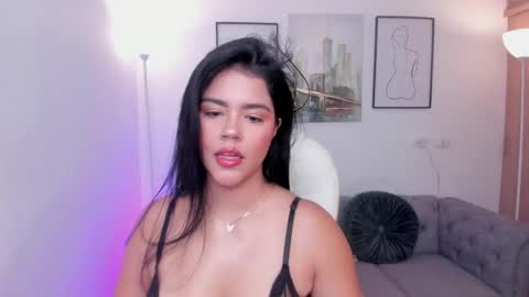 Snapshot of mila_blaze chatting on 09-16-25, 01:01 mila_blaze online show from 09-16-25, 01:01
