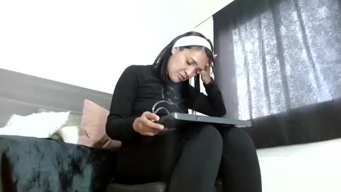 Milagro online show from 12-17-24, 03:28