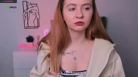 mila_glow online show from 10-09-25, 08:56