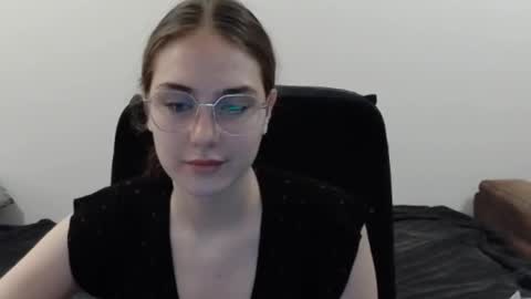 mila_keyy online show from 01-13-26, 09:20