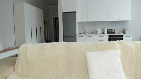 Snapshot of mila_killa chatting on 09-10-25, 12:43 Lilli online show from 09-10-25, 12:43