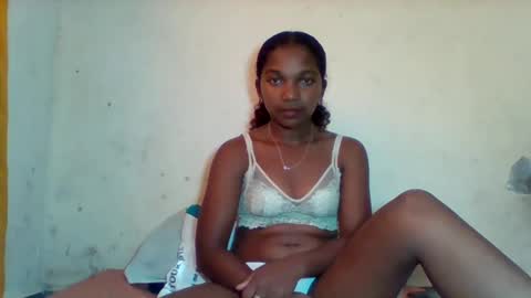 mila_lunah online show from 03-20-26, 07:13