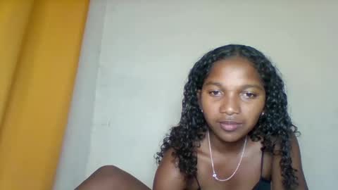 mila_lunah online show from 04-07-26, 02:50