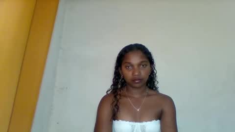 mila_lunah online show from 04-17-26, 01:14