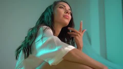 Snapshot of mila_may_ chatting on 10-26-25, 11:09 mila may online show from 10-26-25, 11:09