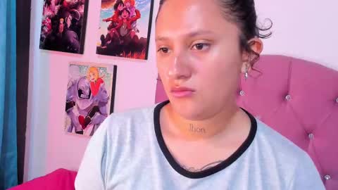 Snapshot of mila_nixon01 chatting on 09-25-25, 04:32 MILA online show from 09-25-25, 04:32