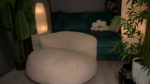 Snapshot of mila_sapphire chatting on 07-26-26, 07:04 Mila Sapphire online show from 07-26-26, 07:04