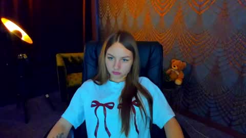 Milla online show from 06-23-26, 05:49