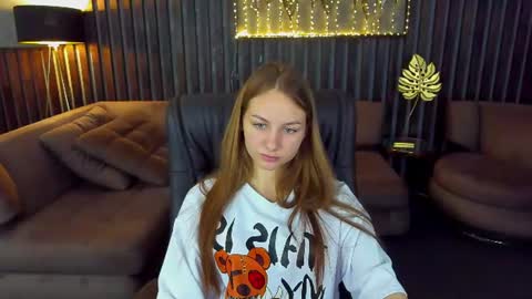 Milla online show from 07-09-26, 11:36