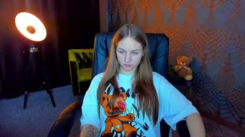 Milla online show from 07-11-26, 11:46