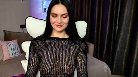 Mila online show from 05-09-26, 06:57