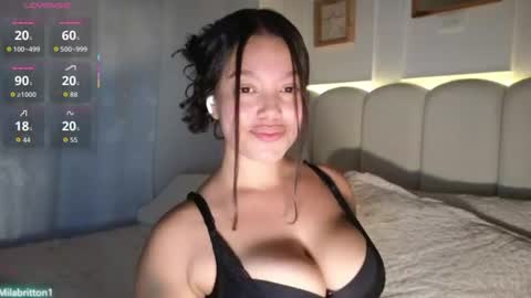 Snapshot of milabritton1 chatting on 07-26-26, 11:33 Vale online show from 07-26-26, 11:33