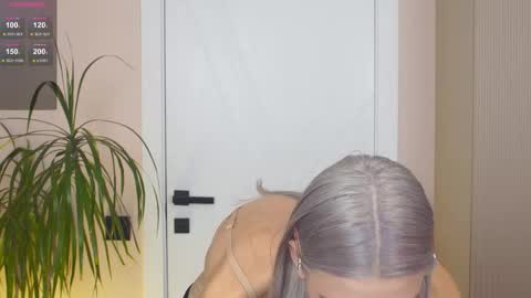 Mila and u can call me sweet bunny online show from 12-01-25, 09:58