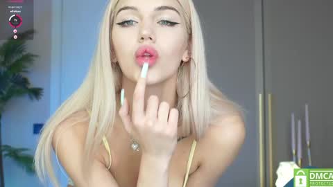 Mila and u can call me sweet bunny online show from 05-01-26, 09:47
