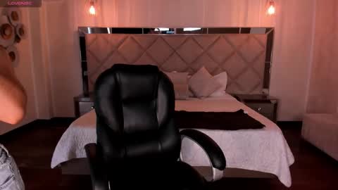 Mila online show from 11-03-25, 07:04