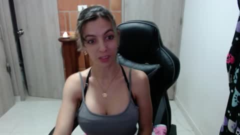 Snapshot of milacoxx8819 chatting on 02-03-25, 09:50 milacoxx8819 online show from 02-03-25, 09:50