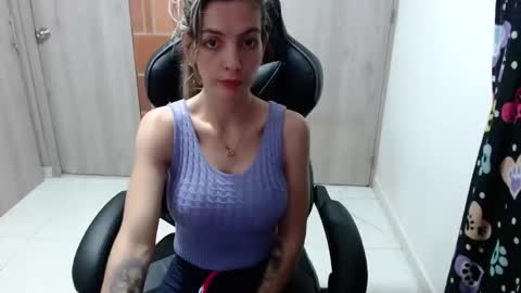 Snapshot of milacoxx8819 chatting on 02-28-25, 11:56 milacoxx8819 online show from 02-28-25, 11:56