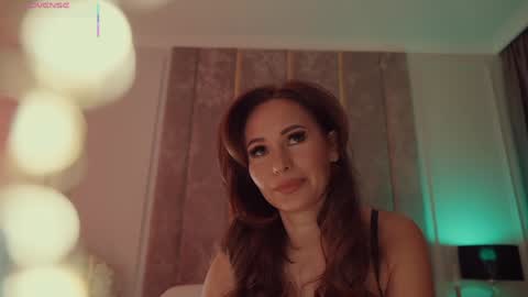        online show from 10-06-25, 04:15