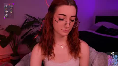 Mila . online show from 06-09-26, 04:29