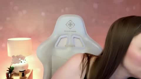 Mila Fleur online show from 05-03-26, 02:01