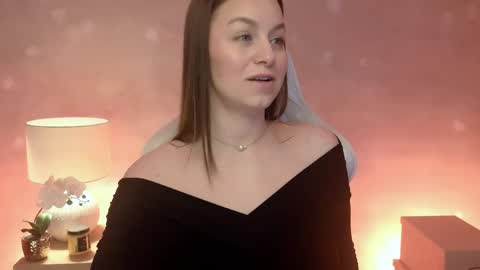 Mila Fleur online show from 05-12-26, 02:14