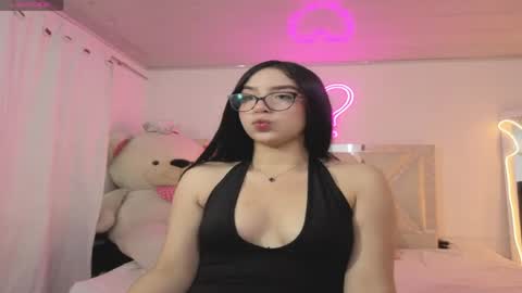 milah_tay online show from 04-25-26, 11:35