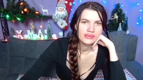 Snapshot of milaloona chatting on 12-07-24, 10:23 Milaloona online show from 12-07-24, 10:23