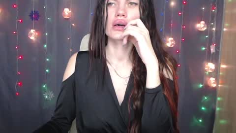 Snapshot of milaloona chatting on 01-07-25, 10:11 Milaloona online show from 01-07-25, 10:11