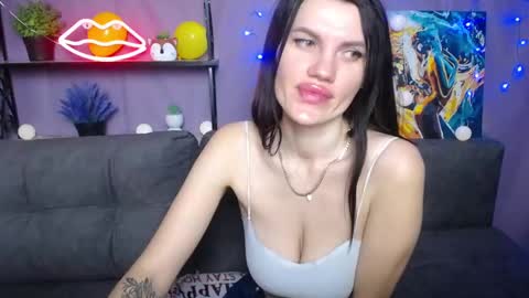 Snapshot of milaloona chatting on 01-27-25, 01:30 Milaloona online show from 01-27-25, 01:30