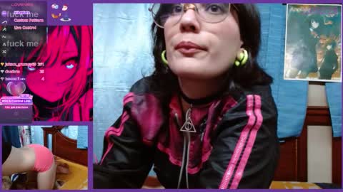 Mila-Lunala online show from 02-24-25, 03:55