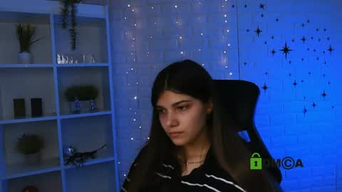 Snapshot of milamiuuu chatting on 06-16-26, 10:07 milamiuuu online show from 06-16-26, 10:07