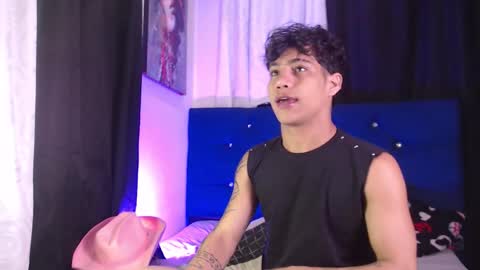 Snapshot of milan_anxel chatting on 02-04-26, 01:55 Milan Anxel online show from 02-04-26, 01:55