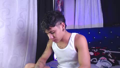 Snapshot of milan_anxel chatting on 02-28-26, 01:06 Milan Anxel online show from 02-28-26, 01:06