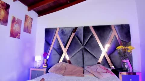 Milan  online show from 04-22-26, 11:56